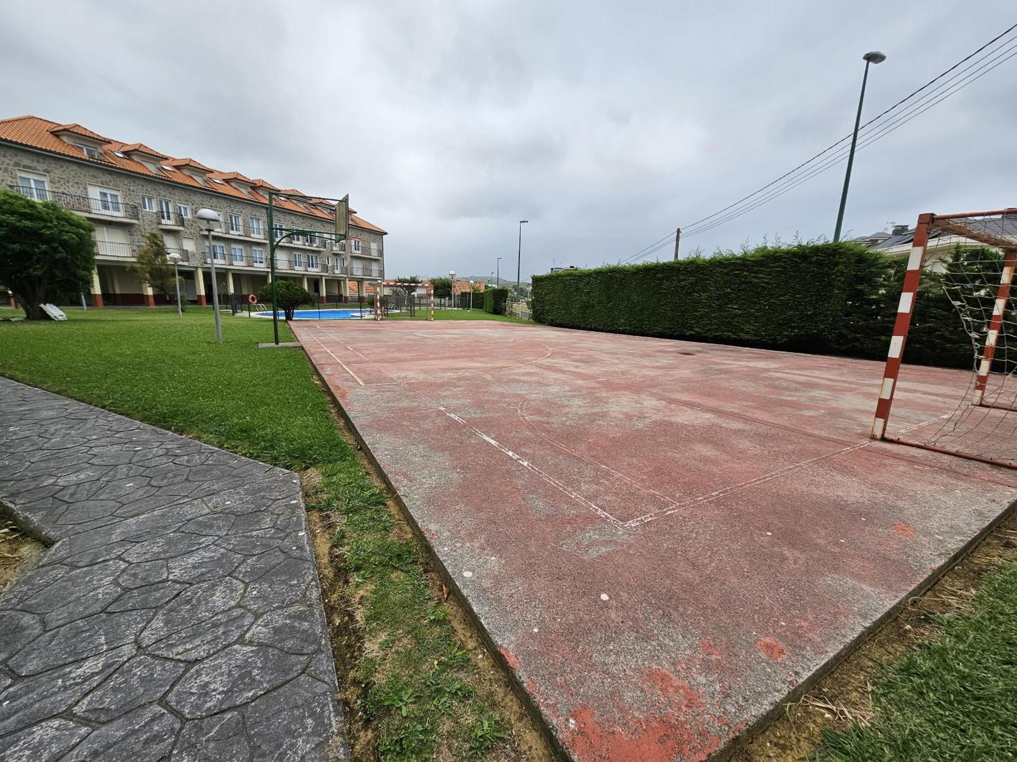 C12A01 Coqueto Apartamento Con Piscina Y Garaje Suances Exteriér fotografie